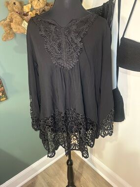 Soteer Boho Black Lace Trim Tunic Top Sheer Crochet Peasant Flowy Size Small